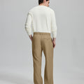 Back view of wide-leg trousers: elastic waistband and rear pockets ensure comfort without compromising silhouette.