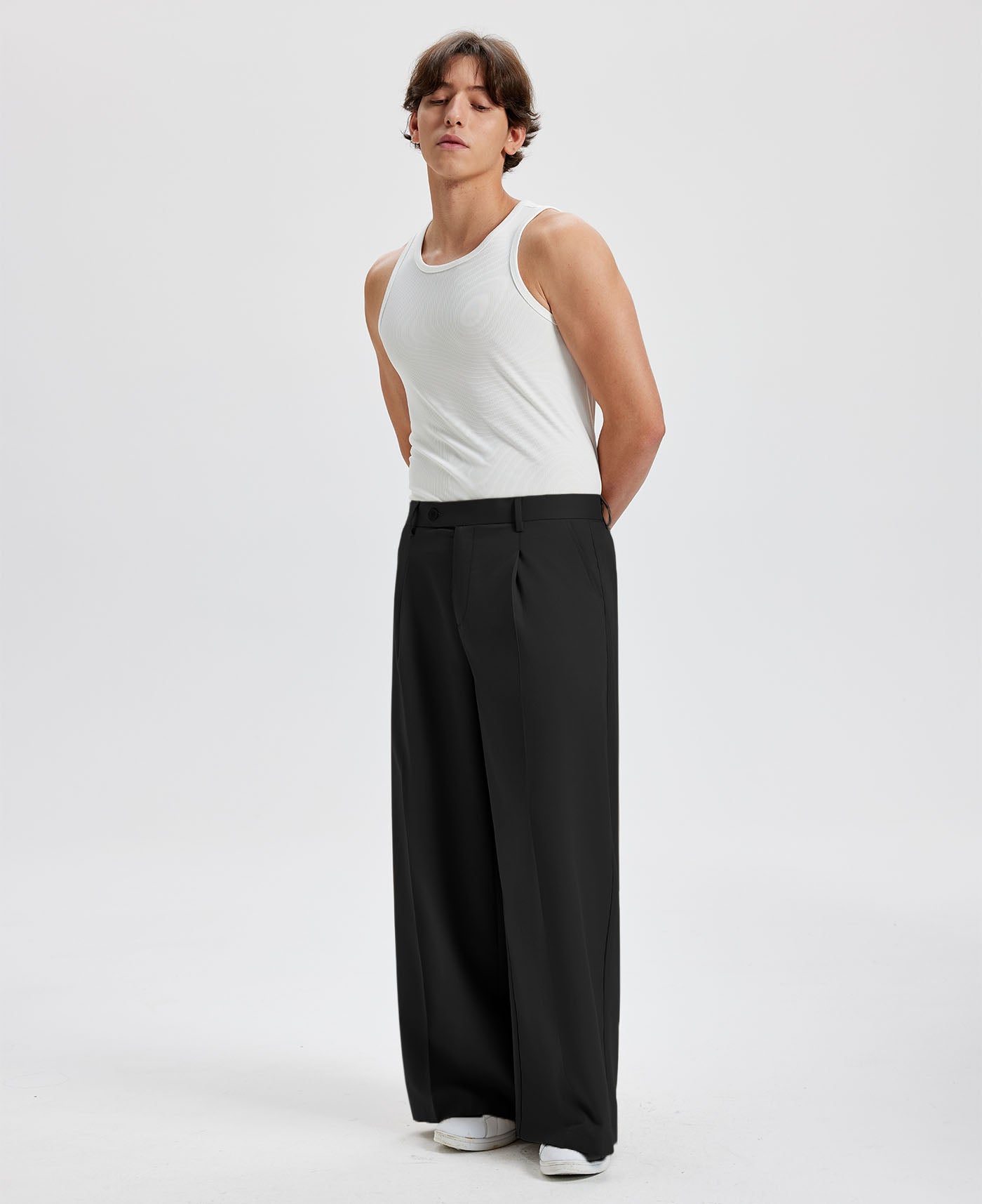 Mens Oversized Baggy Pleated Pants — Wide Leg & Drawstring